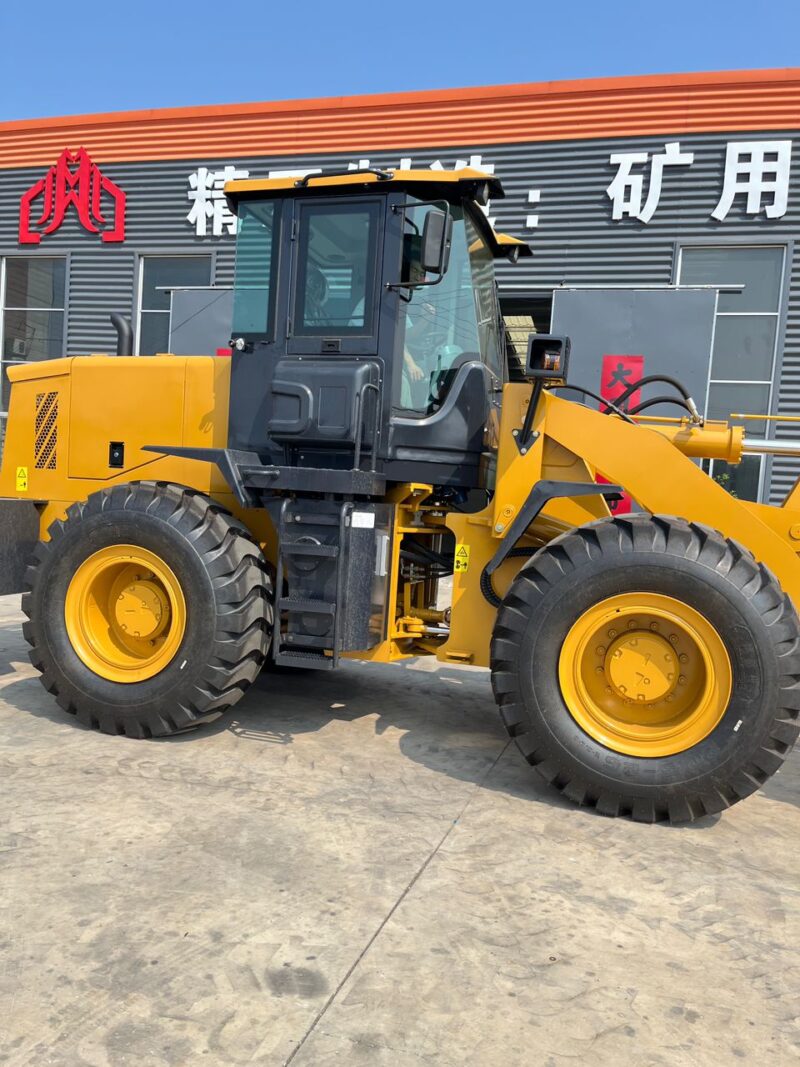 Chinese 4 Ton Wheel Loader Built to Lift Made to Last 4